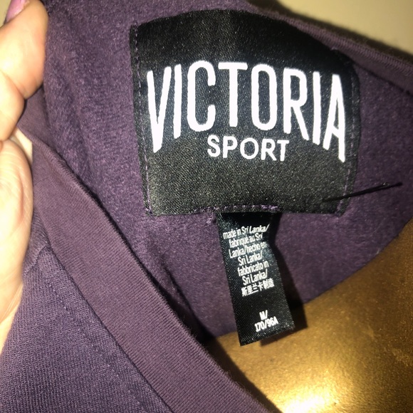 Victoria sport purple pullover sweatshirt size M - Picture 7 of 7